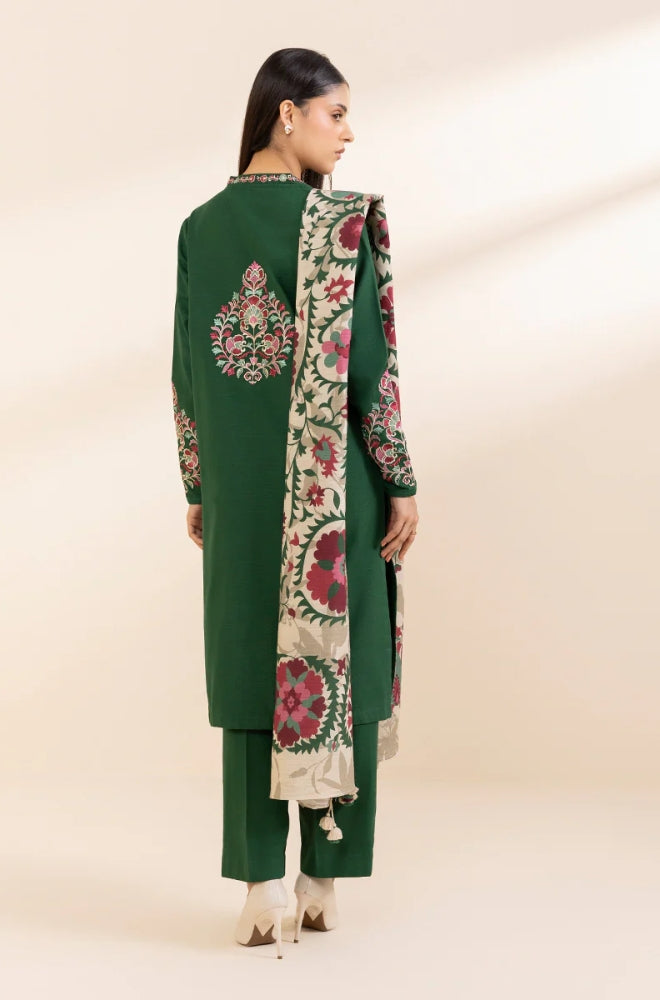 Sapphire - 3PC Unstitched Khaddar Embroidered Front with Digital Printed Dupatta and Trouser - RF1277