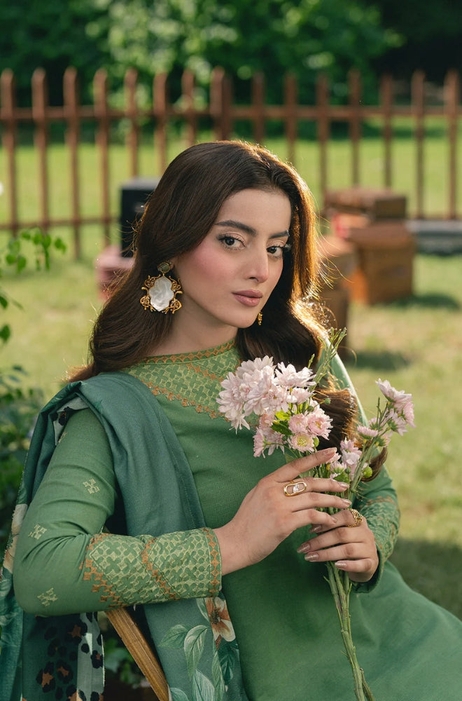 Maryam N Marya - 3PC Khaddar Embroidered Shirt with Digital Printed Dupatta and Embroidered Trouser - RF1412 Royal Pret