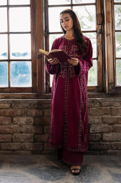 Sapphire - 2PC Unstitched Khaddar Embroidered Shirt with Khaddar Trouser - RF1230 Royal Pret