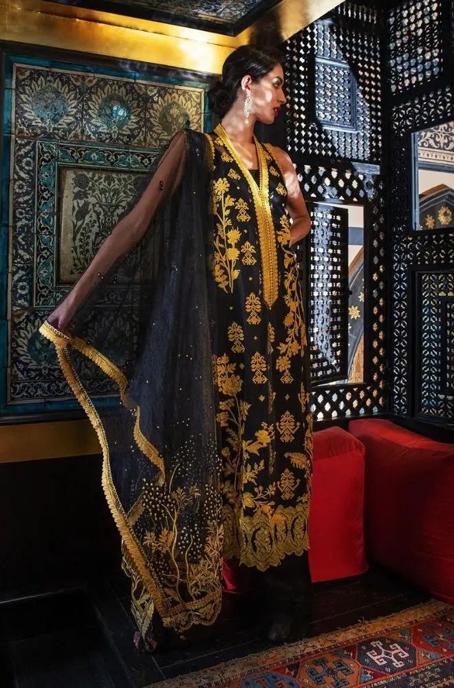 Sobia Nazir - 3PC Linen Heavy Embroidered Shirt With Bamber Embroidered Dupatta - R0108 royalpret