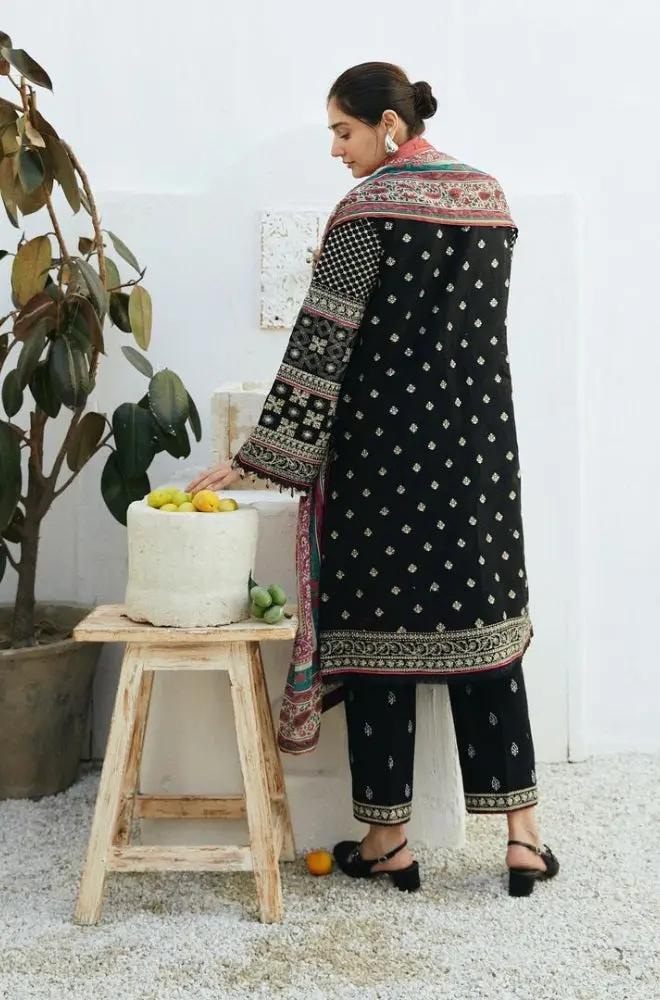 Zara Shah Jahan - 3PC Unstitched Lawn Embroidered Shirt with Digital Printed Silk Dupatta and Embroidered Trousers - RF1078 royalpret